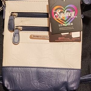 Stone Mountain Accessories Sydney Leather Crossbody Bag - White and Blue